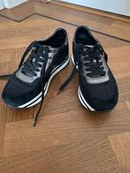 Hogan Sneakers maat 37, Kleding | Dames, Schoenen, Zwart, Ophalen of Verzenden, Sneakers of Gympen, Hogan