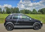 Volkswagen Polo Cross1.4 16V 2008 Zwart, Auto's, Voorwielaandrijving, 40 €/maand, Metallic lak, Zwart