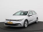 Volkswagen GOLF Variant 1.0 TSI Life/ lage km! (bj 2022), Stof, Gebruikt, Adaptive Cruise Control, Origineel Nederlands