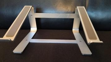 Macally ASTAND laptop standaard beschikbaar voor biedingen
