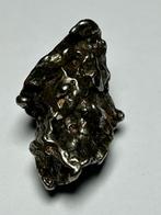 Zeldzame Meteoriet 18 gram - Uniek Exemplaar siberie 1947, Verzamelen, Mineralen en Fossielen, Ophalen of Verzenden, Mineraal