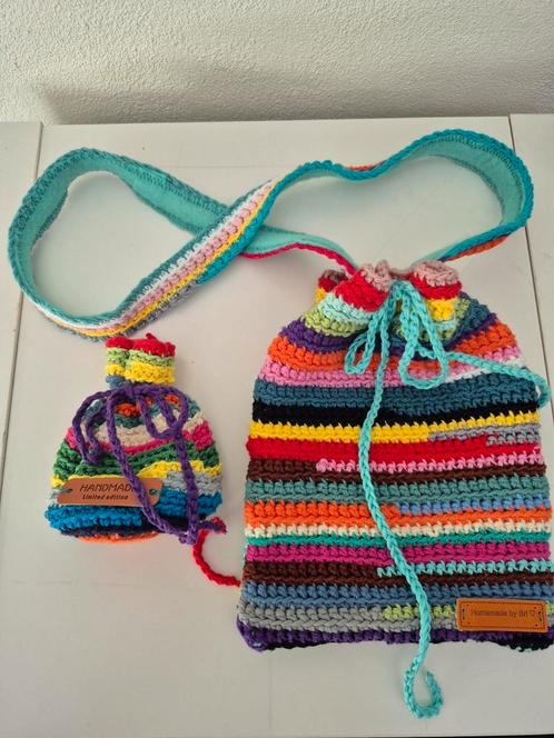 Zelfgehaakt katoenen tasje & beursje, Sieraden, Tassen en Uiterlijk, Tassen | Damestassen, Nieuw, Schoudertasje, Ophalen of Verzenden