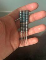 2 sets darts, Ophalen of Verzenden, Zo goed als nieuw, Pijlen