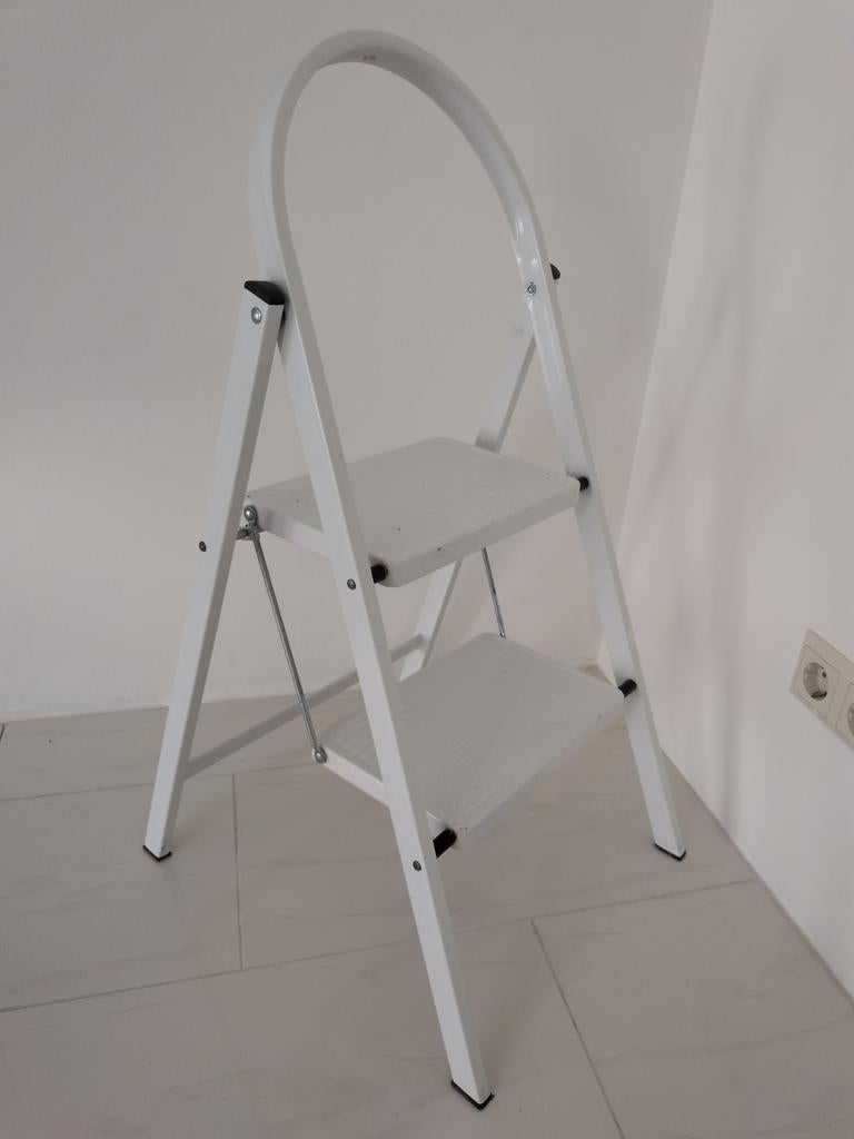 Kleine trap, Doe-het-zelf en Verbouw, Ladders en Trappen, Ophalen, Trap, Zo goed als nieuw, Opvouwbaar of Inschuifbaar