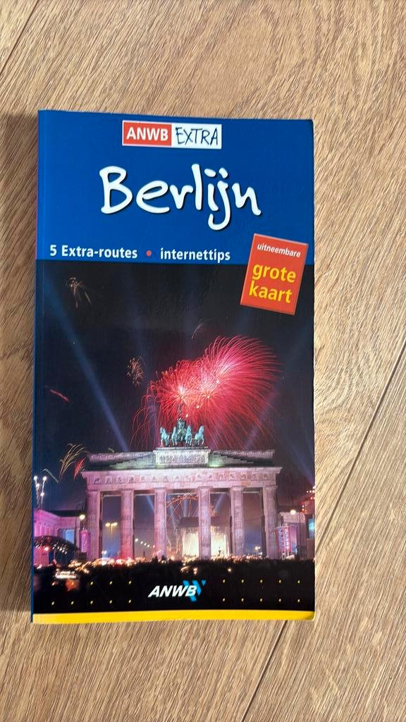 Wieland Giebel - Berlijn Anwb reisgids, Boeken, Reisgidsen, Gelezen, Reisgids of -boek, Europa, ANWB, Ophalen of Verzenden