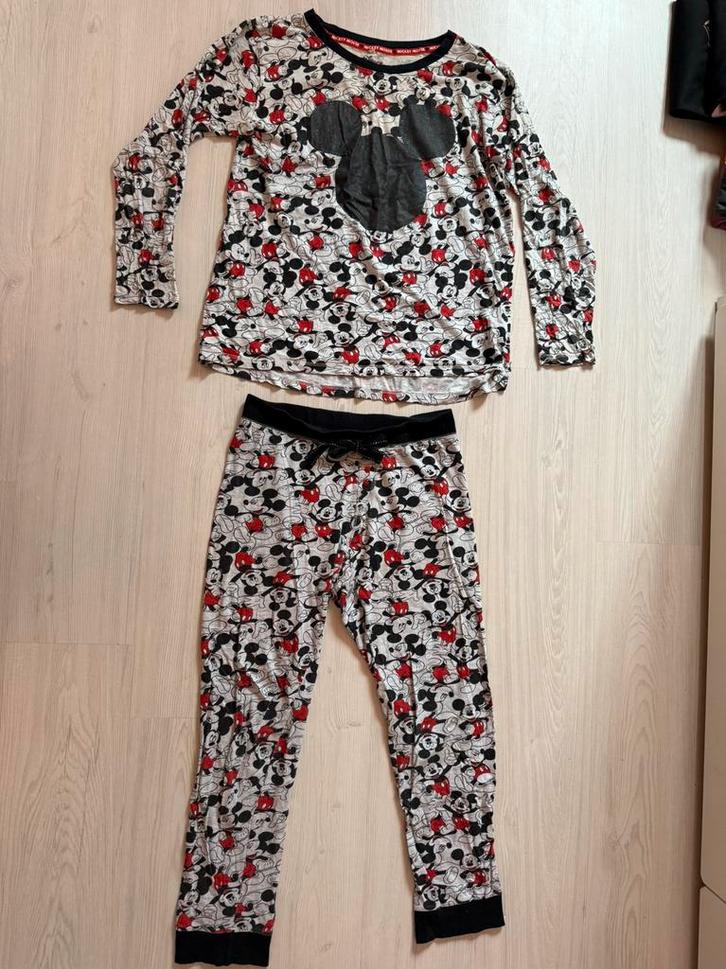 Mickey Mouse pyjama pak meisje/dames maat M, Kleding | Dames, Pyjama's, Zo goed als nieuw, Maat 38/40 (M), Ophalen of Verzenden