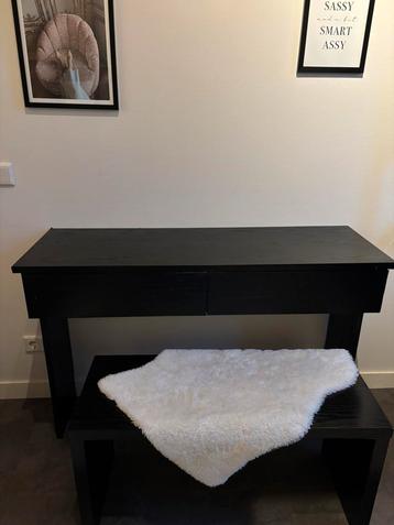 Make-uptafel met bankje & kleedje – 120 cm breed beschikbaar voor biedingen