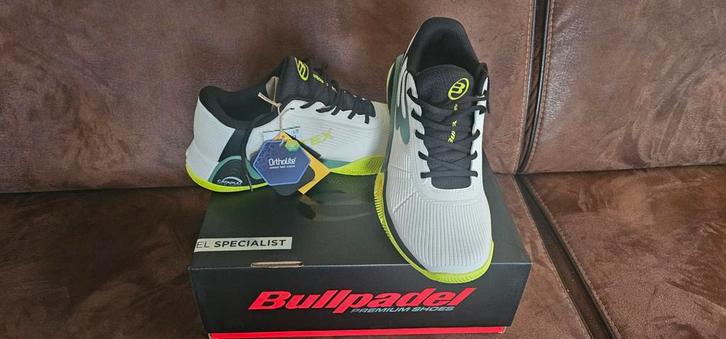 Bullpadel Vertex Vibram 25V Schoenen - Maat 42, Kleding | Heren, Schoenen, Nieuw, Wit, Ophalen of Verzenden