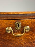 Engelse ladekast 18e eeuw eiken, Huis en Inrichting, Kasten | Ladekasten, Ophalen, Eikenhout, 50 tot 100 cm, Zo goed als nieuw