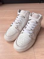 Nike Air Jordan 1 Mid - Maat 36,5, Kinderen en Baby's, Ophalen of Verzenden, Gebruikt, Meisje, Sportschoenen
