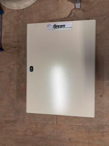 Installatie kast beschikbaar voor biedingen