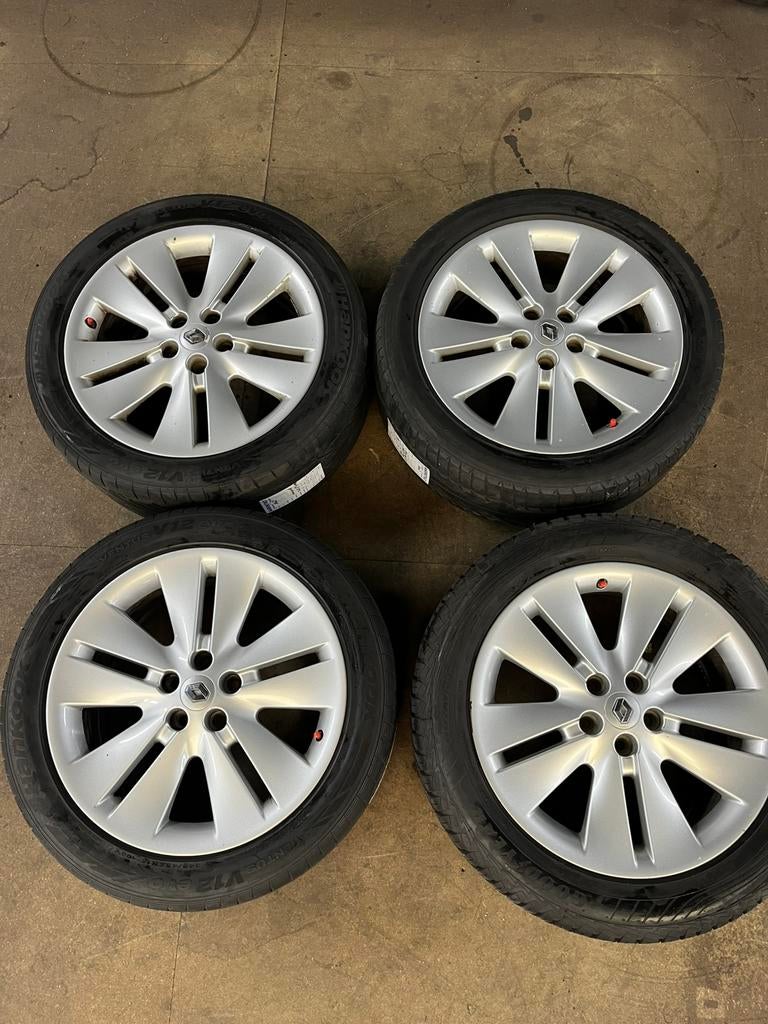 18 inch Renault Megane velgen 245/45, Auto-onderdelen, Banden en Velgen, Velg(en), Zomerbanden, 18 inch, 245 mm, Personenwagen