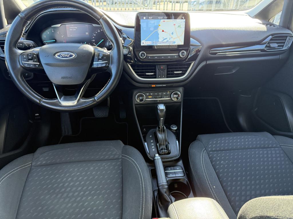 Ford Fiesta 1.0 Automaat Titanium 49.000 KM..! Navigatie, Ca, Gebruikt, Met garantie (alle), 49 €/maand, Origineel Nederlands