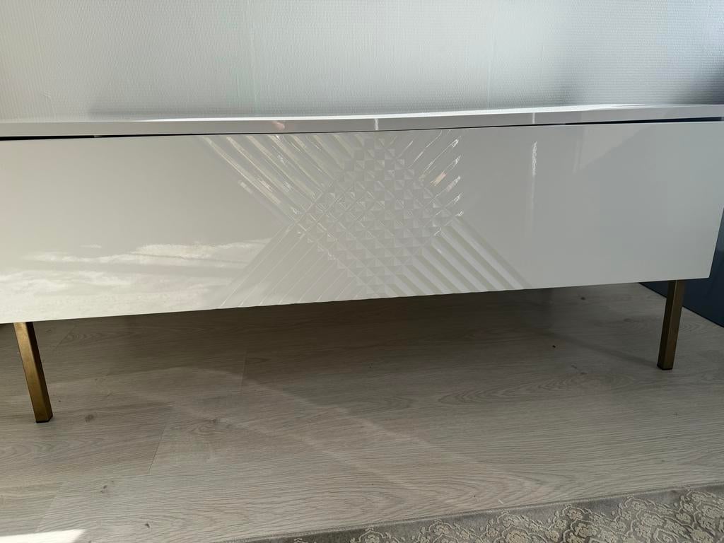 Moderne witte salontafel met gouden poten - 120 cm, Huis en Inrichting, Tafels | Salontafels, Overige materialen, 100 tot 150 cm
