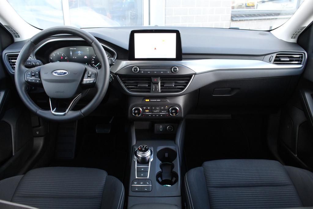 Ford FOCUS Wagon 1.0 EcoBoost Titanium Business / Carplay /, Auto's, Stof, Gebruikt, Lichtsensor, Zilver of Grijs