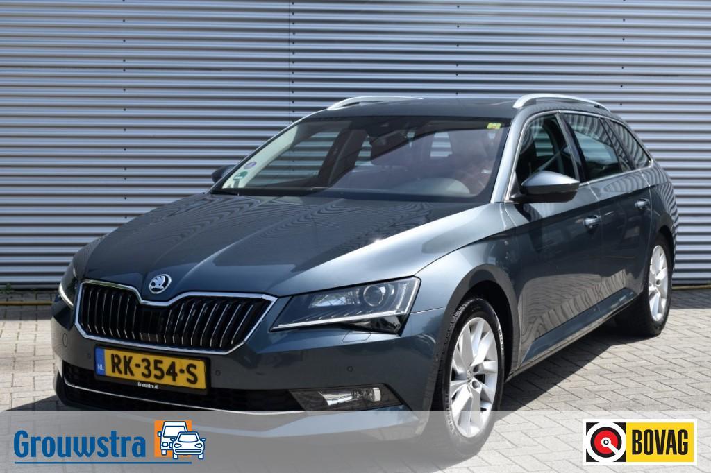 Skoda SUPERB COMBI 1.4 TSI DSG7 STYLE BUSINESS / P.DAK / EL., Auto's, Skoda, 730 kg, 4 cilinders, 150 pk, USB