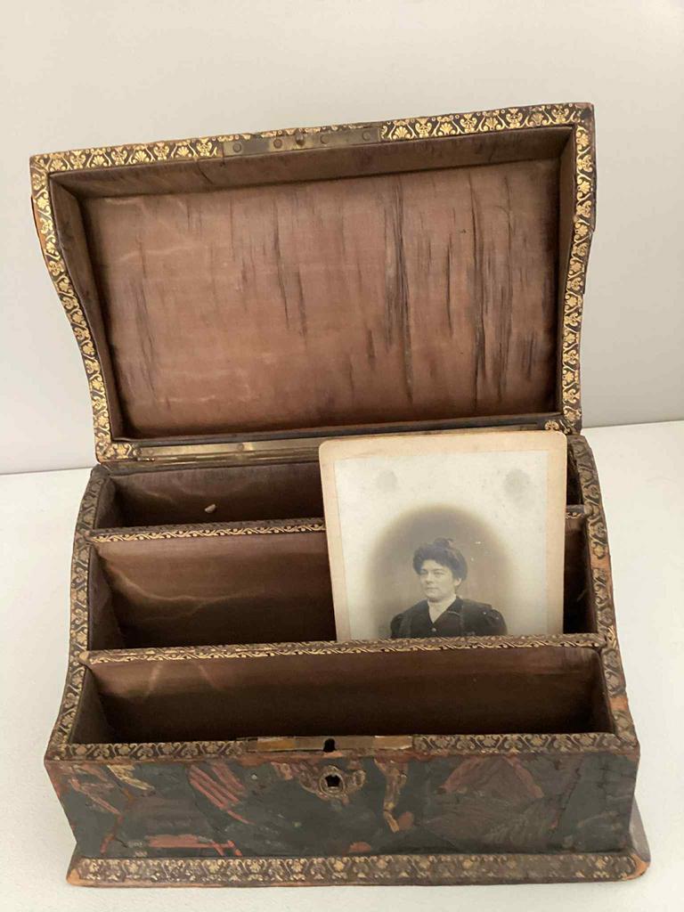 Antieke houten kist schrijfkist japanse stijl circa 1880, Ophalen of Verzenden