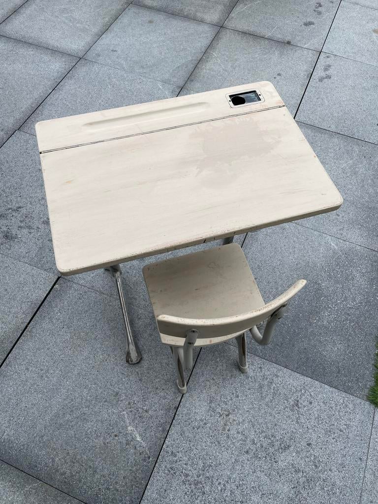 Vintage lessenaar met stoel, Ophalen