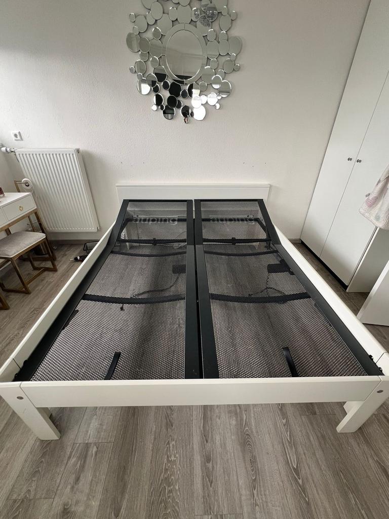 Auping bed 160/200 cm met elektrische bedbodem, Ophalen, Verstelbaar, Wit, 200 cm