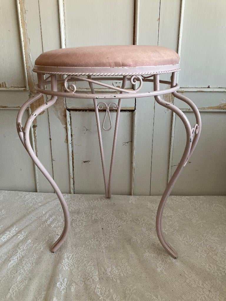 Brocante smeedijzeren ronde kruk - boudoir kruk, Ophalen of Verzenden