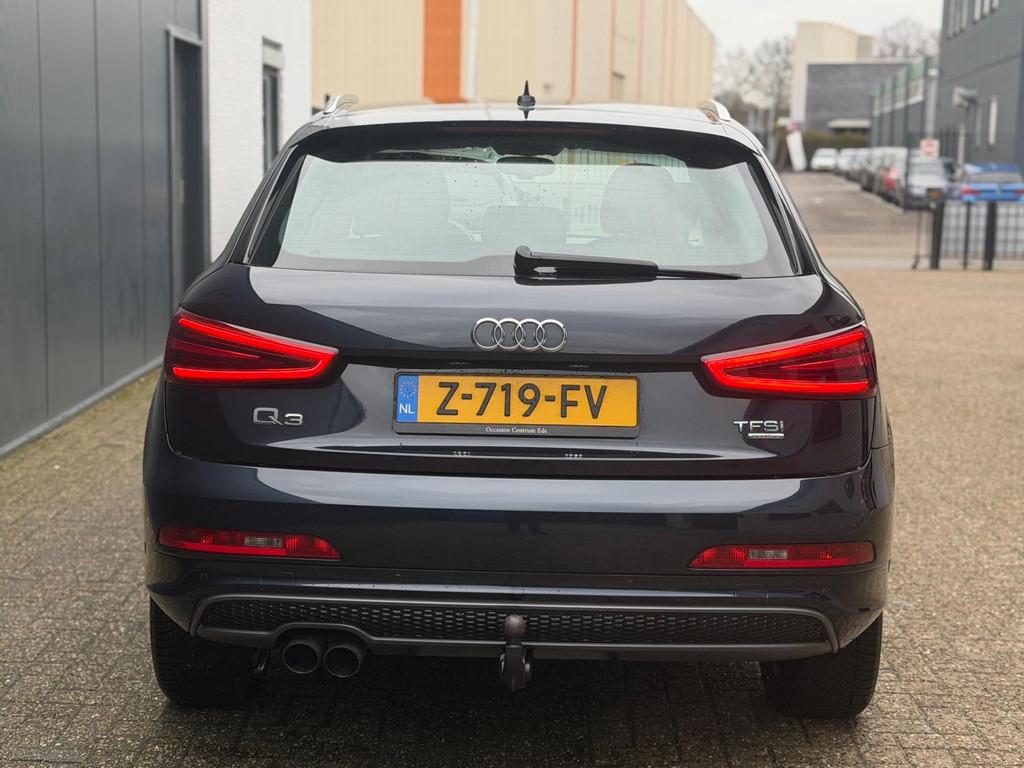 Audi Q3 2.0 TFSI quattro DSG|StoelVW|Keyless|S-Line|, Gebruikt, 4 cilinders, Blauw, Leder en Stof