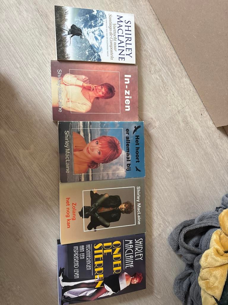 Shirley MacLaine Boeken Collectie, Ophalen of Verzenden, Gelezen, Esoterie en Spiritualiteit