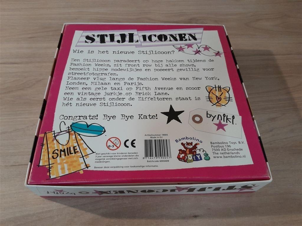Stijl iconen - by niki - s5498, Ophalen of Verzenden, Zo goed als nieuw