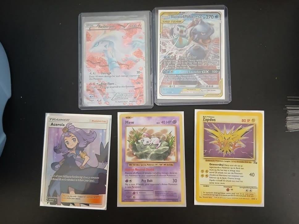 Verschillende pokemon kaarten los of als set, Hobby en Vrije tijd, Verzamelkaartspellen | Pokémon, Zo goed als nieuw, Meerdere kaarten