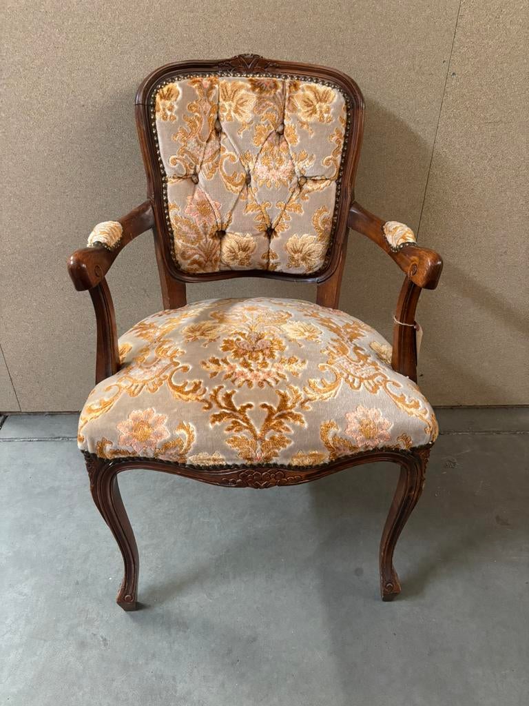 Brocante stoel, Ophalen