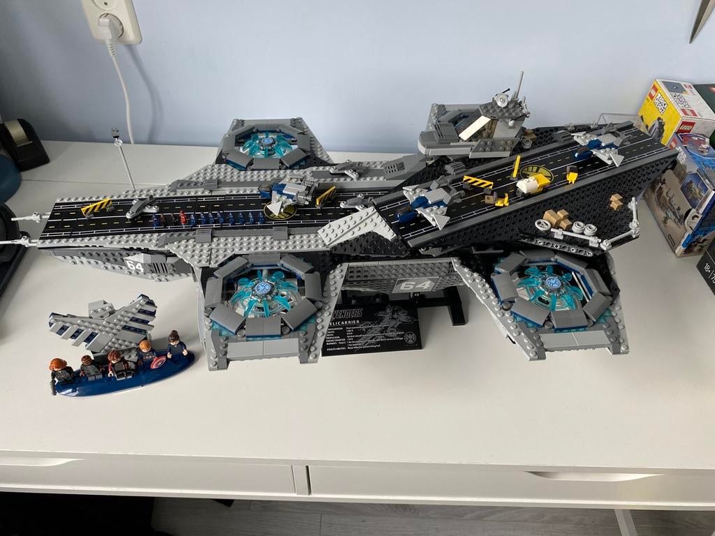 LEGO Marvel Super Heroes The SHIELD Helicarrier - 76042, Kinderen en Baby's, Speelgoed | Duplo en Lego, Ophalen of Verzenden, Zo goed als nieuw