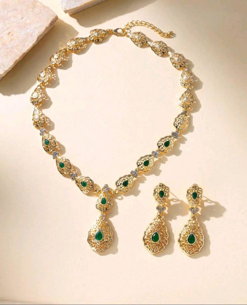 Marokkaans ketting en oorbellen set met groene edelstenen, Ophalen, Overige materialen, Nieuw, Verstelbaar