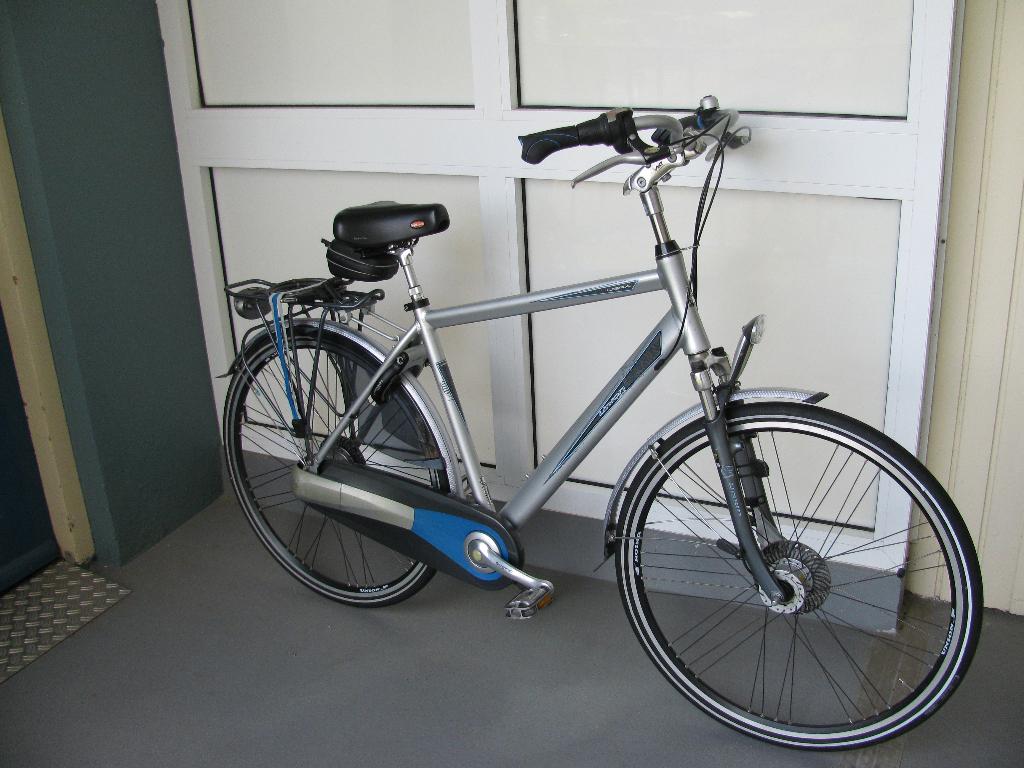 Herenfiets en fietsdrager, Gebruikt, Versnellingen, Ophalen, Overige merken