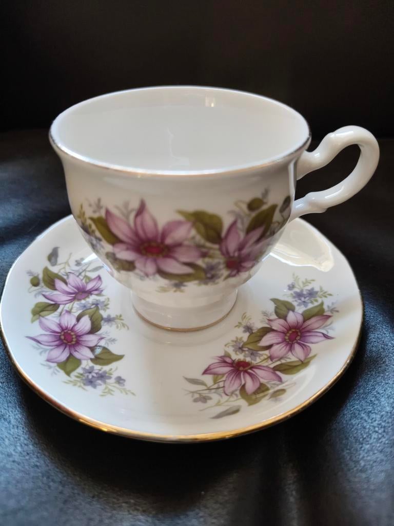 Engelse, Royal Kent porselein koffie kop., Verzamelen, Porselein, Kristal en Bestek, Ophalen of Verzenden, Zo goed als nieuw, Porselein