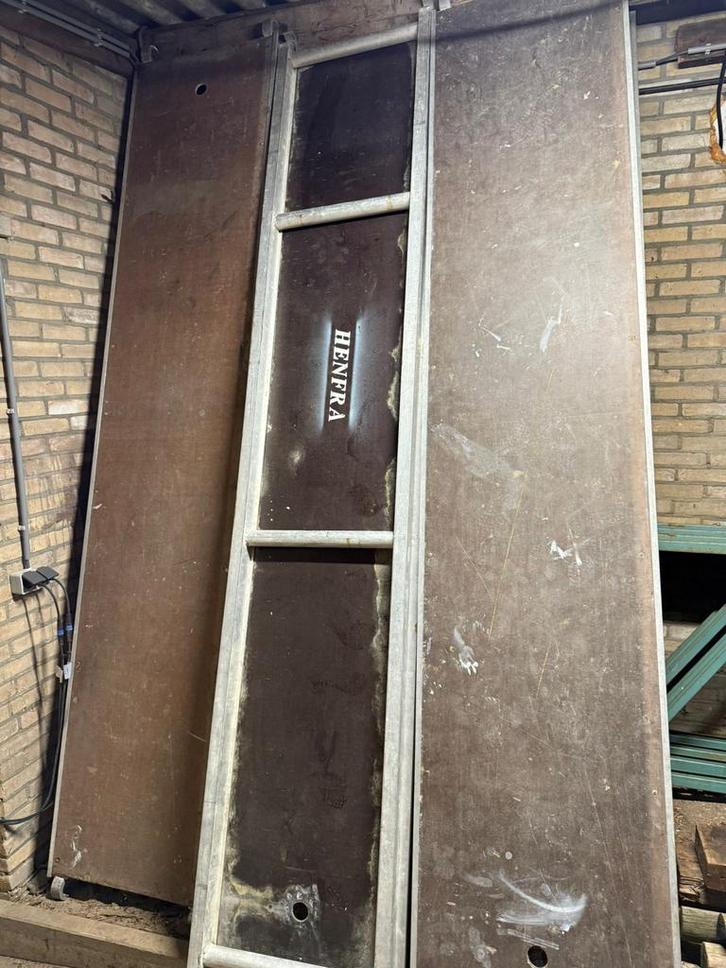 Steigerplatform 3.05m - 10 stuks totaal, Doe-het-zelf en Verbouw, Steigers, Gebruikt, Overige typen, 2 tot 5 meter, Ophalen of Verzenden