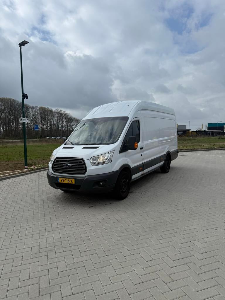 Ford Transit L4H3 2.2 TDCI 125PK | NIEUWE APK | € DEAL, Auto's, Euro 5, Zwart, 4 cilinders, Wit