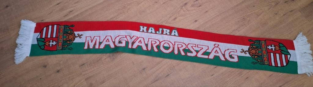 Sjaal Hongarije, Kleding | Dames, Mutsen, Sjaals en Handschoenen, Ophalen of Verzenden