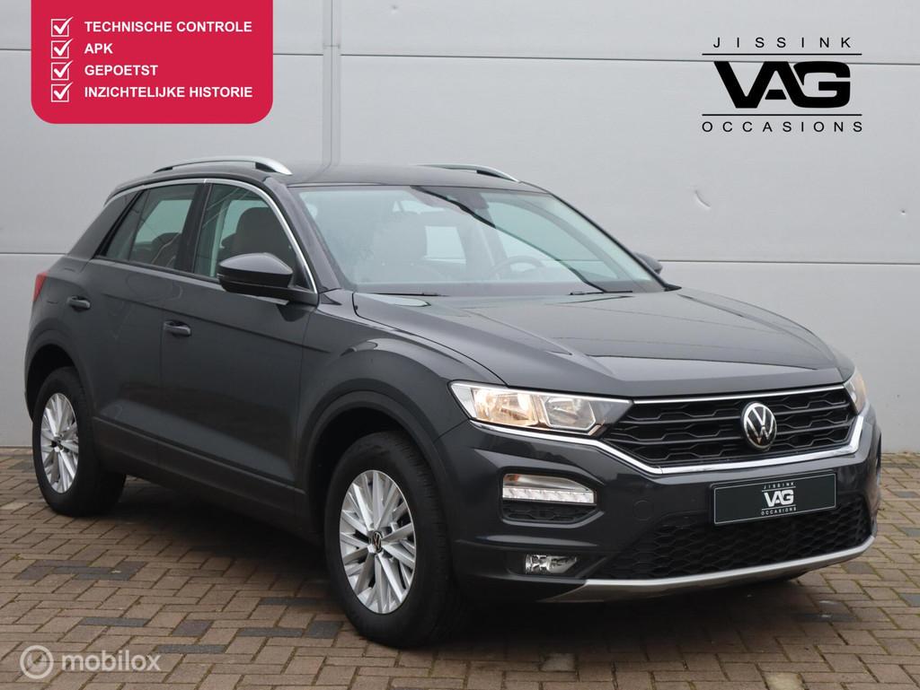Volkswagen T-Roc 1.0 TSI Leer Camera CarPlay PDC Parkeersens, Voorwielaandrijving, Gebruikt, Euro 6, 1194 kg