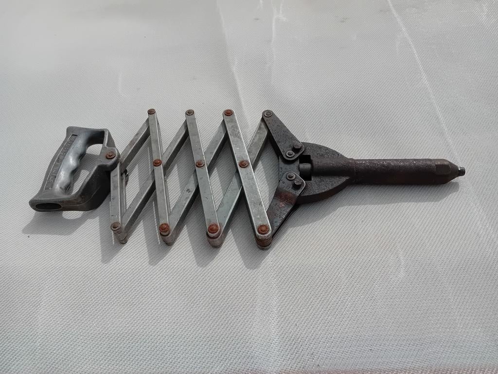 Popnageltang schaarmodel antiek, Ophalen of Verzenden