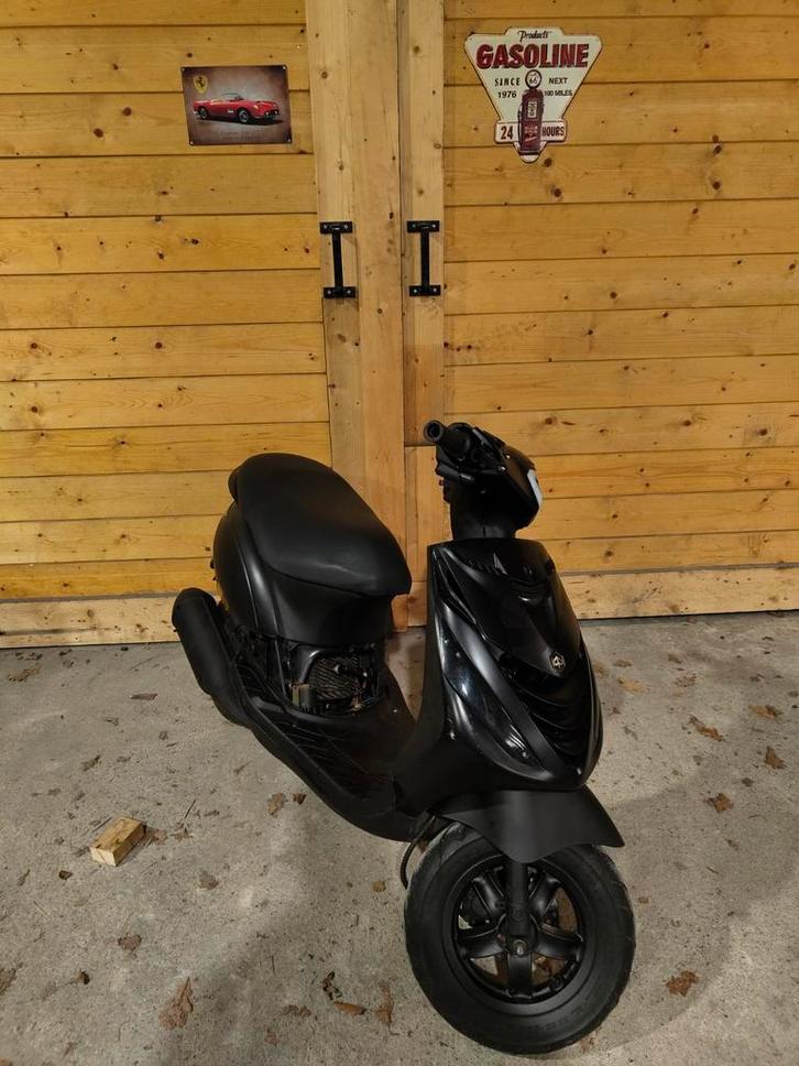 Piaggio zip 125cc, Fietsen en Brommers, Scooters | Piaggio, Gebruikt, Zip, Maximaal 45 km/u, Benzine, Ophalen