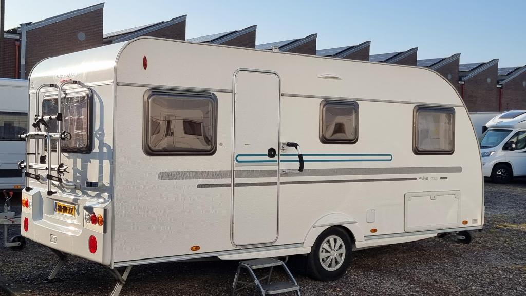 Adria Aviva 492 LU, Caravans en Kamperen, Standaardzit, Bedrijf, Adria, Luifel