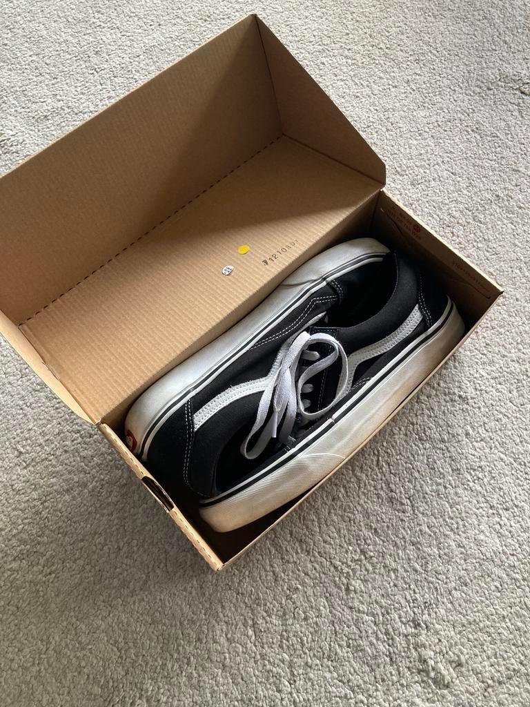 Vans Old skool 42,5, Ophalen, Zo goed als nieuw, Zwart, Sneakers of Gympen