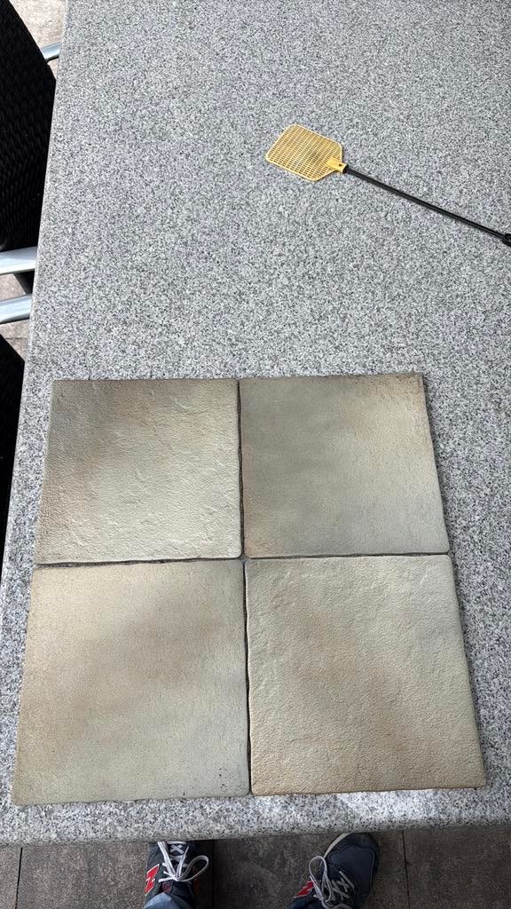 Tegels nieuwe gratis 24x24  2 mm dik, Keramiek, Nieuw, Ophalen of Verzenden, 20 tot 40 cm