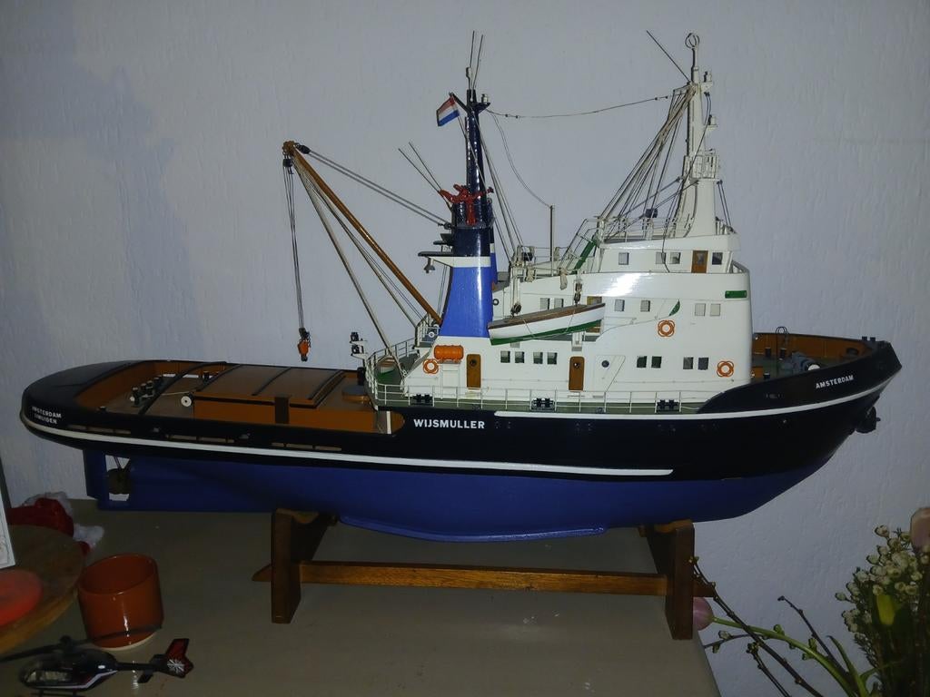 Gedetailleerd schaalmodel sleepboot Wijsmuller Amsterdam, Ophalen of Verzenden, Zo goed als nieuw, Groter dan 1:32, Overige merken
