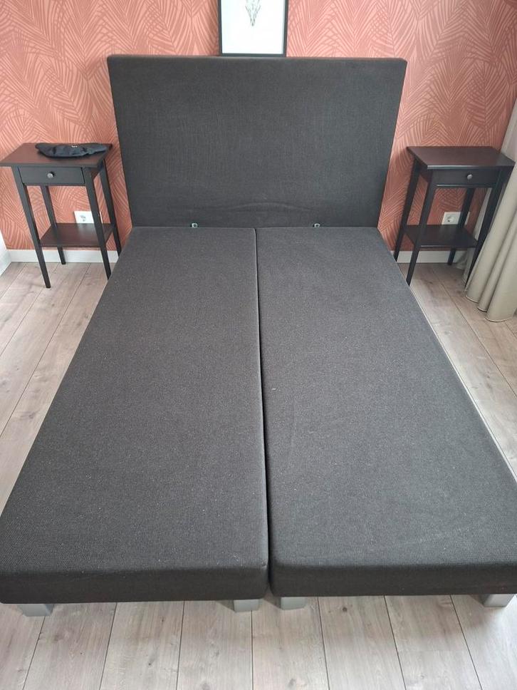 Comfortabel twijfelaar bed met hoofdbord - Zwart/Antraciet, Huis en Inrichting, Slaapkamer | Bedden, Gebruikt, Twijfelaar, 120 cm