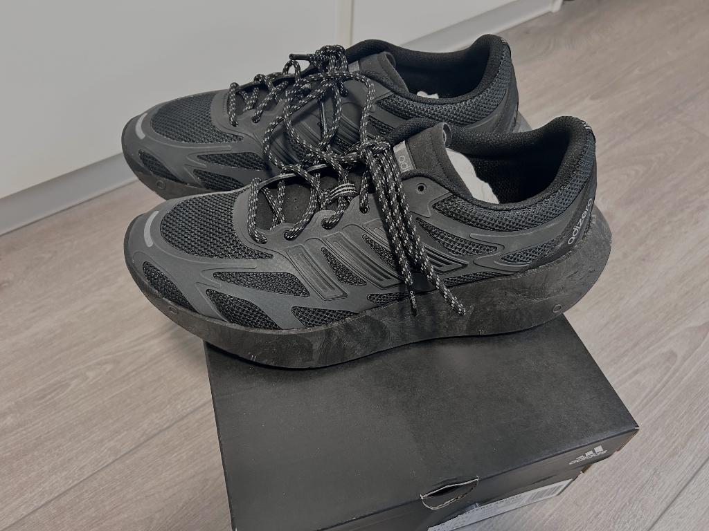 ADIDAS ADIZERO ARUKU, Ophalen of Verzenden, Nieuw, Zwart, Adidas