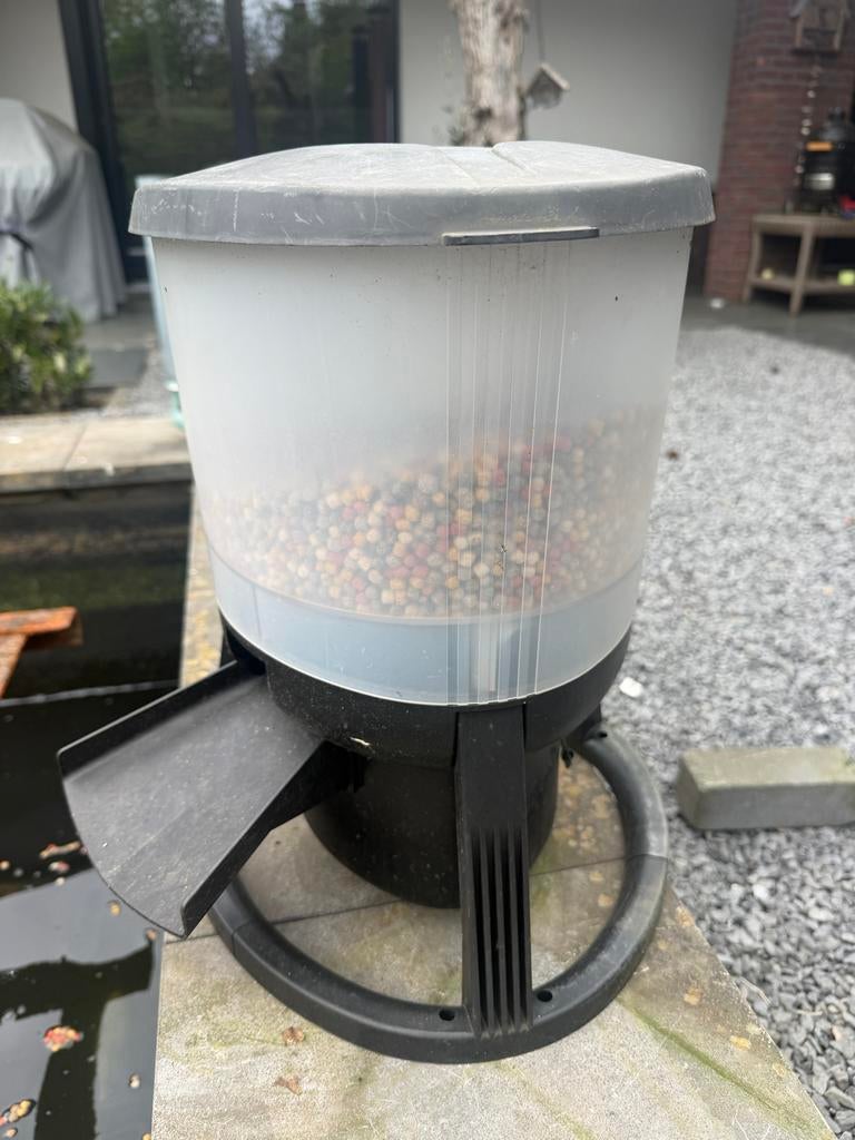 Visvoer automaat, Ophalen of Verzenden