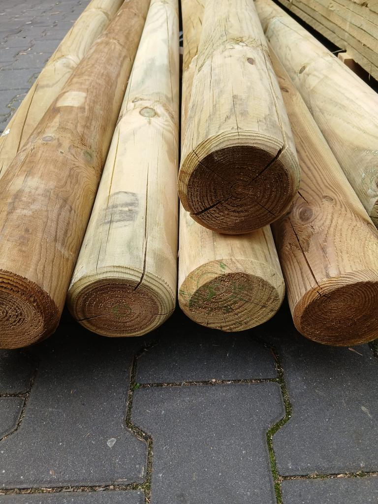 Ronde palen 4 meter lang., Ophalen, Nieuw, 250 cm of meer, Palen