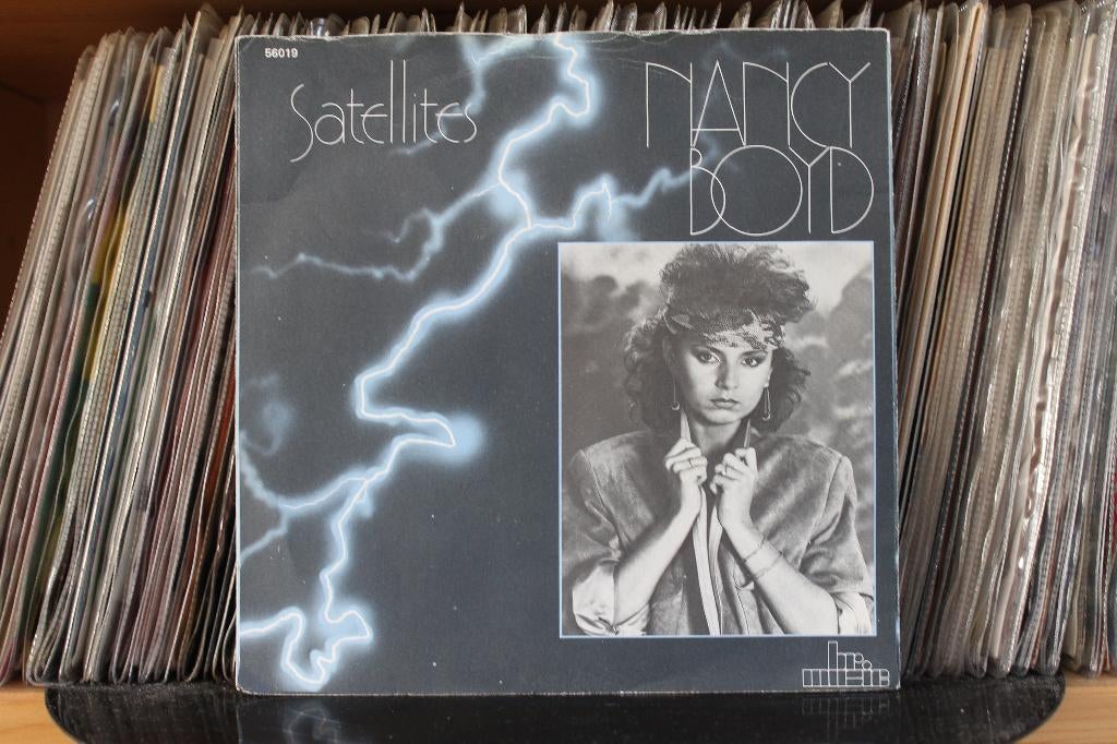 7" Single Nancy Boyd - Satellites / Total Love, Cd's en Dvd's, Gebruikt, 7 inch, Ophalen of Verzenden, Pop