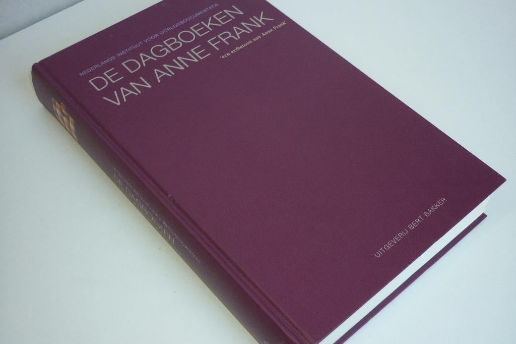 Oorlogsdocument: De Dagboeken van Anne Frank, Boeken, Ophalen of Verzenden, Tweede Wereldoorlog, Gelezen, Overige onderwerpen