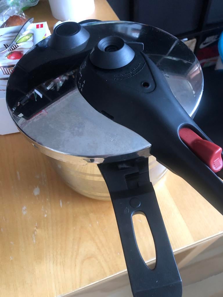 Snelkookpan BK 5 liter, Huis en Inrichting, Keuken | Potten en Pannen, Ophalen, Zo goed als nieuw, Rvs, Kookpan of Snelkookpan